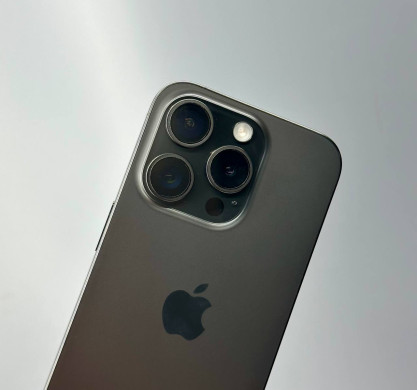 iPhone 15 Pro 256GB Black Titanium